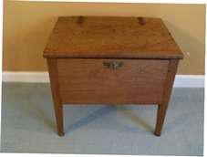 18thC 0ak commode/lamp table