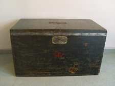 Military trunk with fitted interior