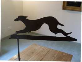 An early 19thC hound weather vane