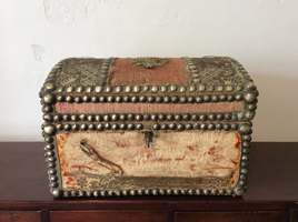 An antique French jewel box