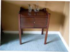 A Geo III tray top bedside stand